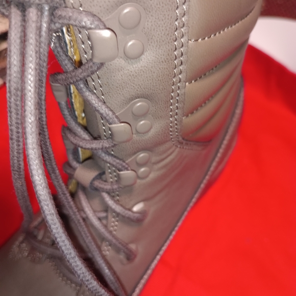 Stylish Gray Women's Boots By Glazed - Picture 7 of 7